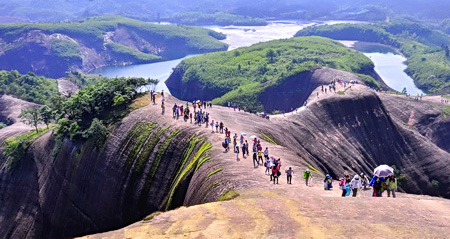 郴州十大著名景点推荐湖南郴州旅游十大必去景区